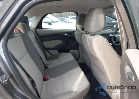 2013 Ford Focus Se z USA, uszkodzony, nr VIN 1FADP3F29DL352382